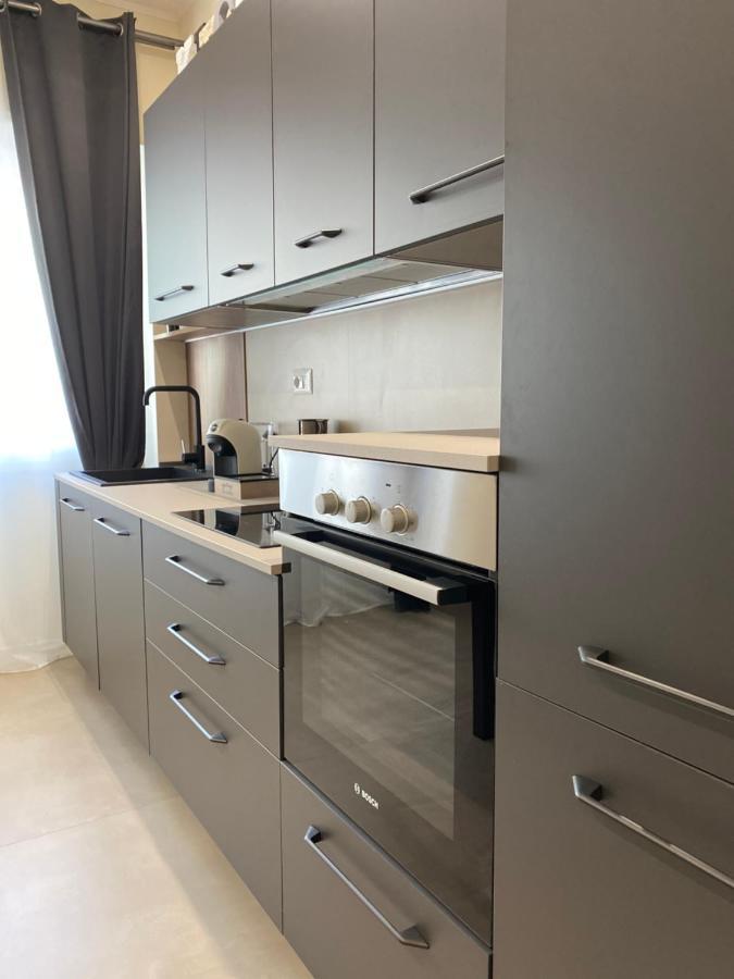 Levante Apartment And Room Бари Екстериор снимка
